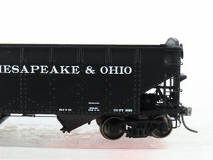 HO Scale InterMountain 47172-06* C&O Chesapeake & Ohio 2-Bay Hopper #48099
