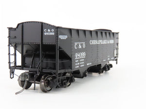 HO Scale InterMountain 47172-06* C&O Chesapeake & Ohio 2-Bay Hopper #48099