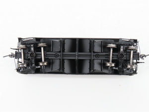 HO Scale InterMountain 47172-01* C&O Chesapeake & Ohio 2-Bay Hopper #47533