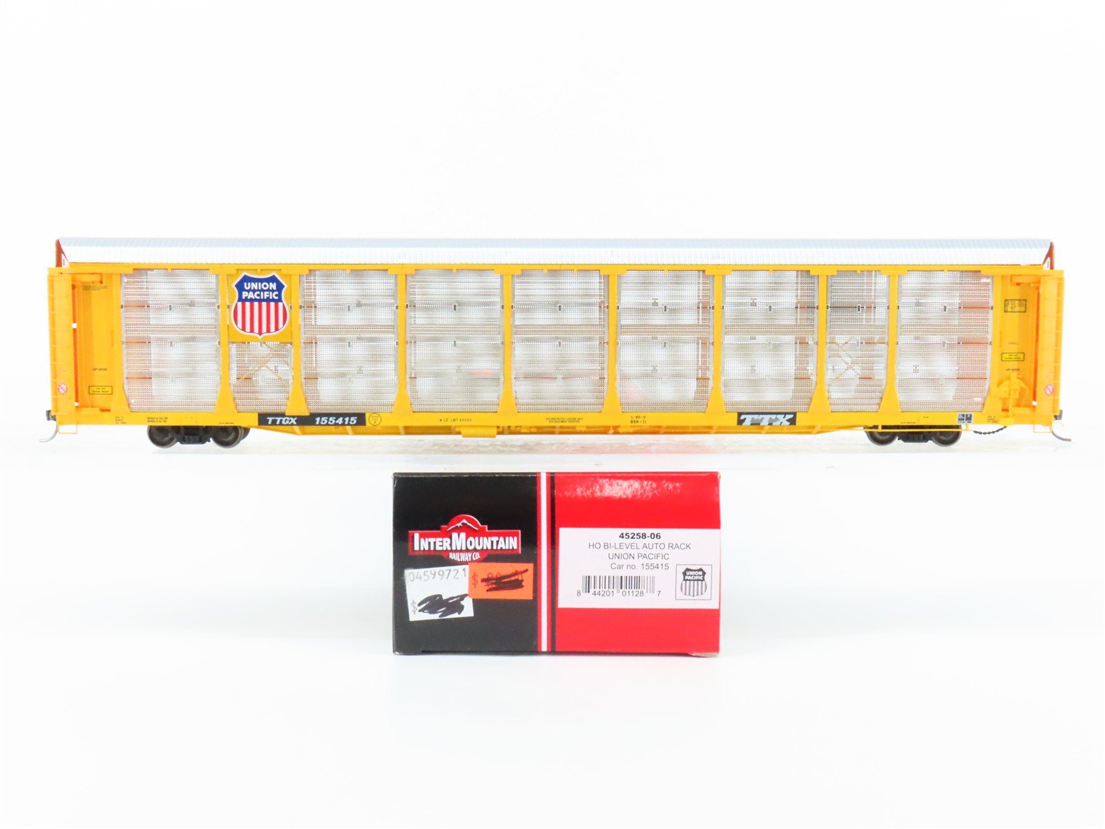 HO Scale InterMountain 45258-06 TTGX UP Union Pacific Bi-Level Auto Rack #155415