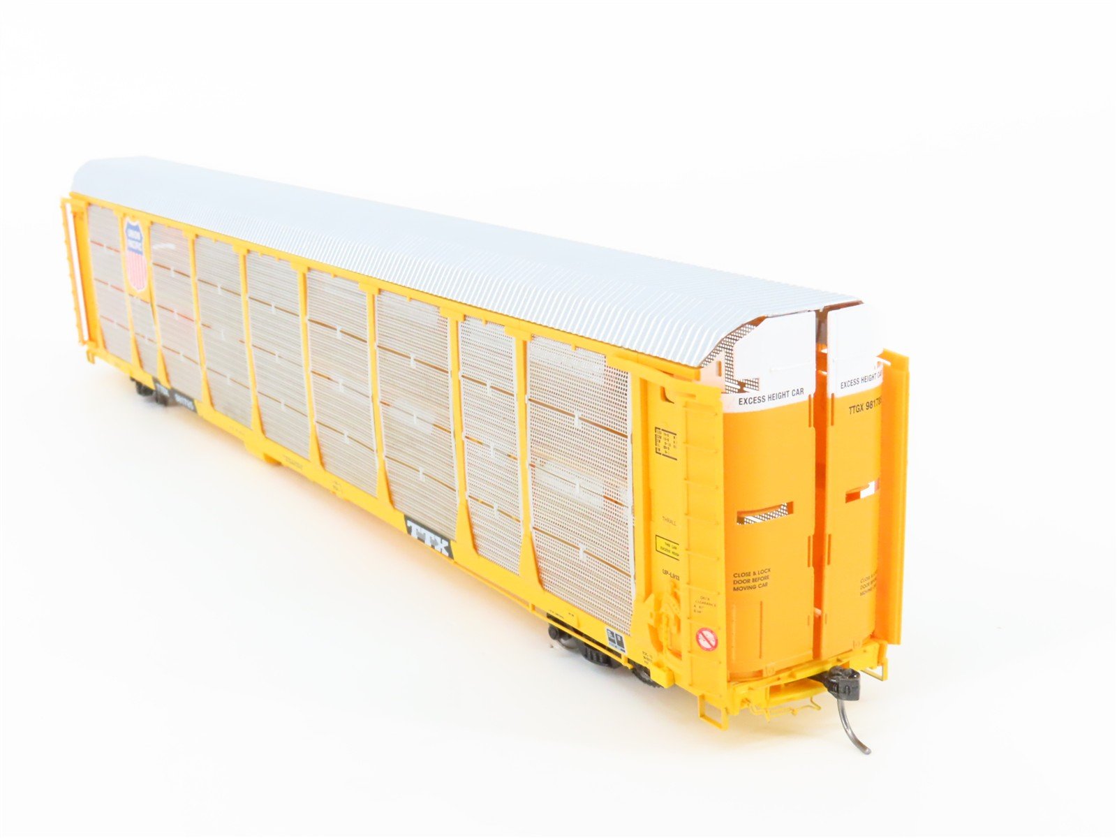 HO Scale InterMountain 45258-08 TTGX UP Union Pacific Bi-Level Auto Rack #981785