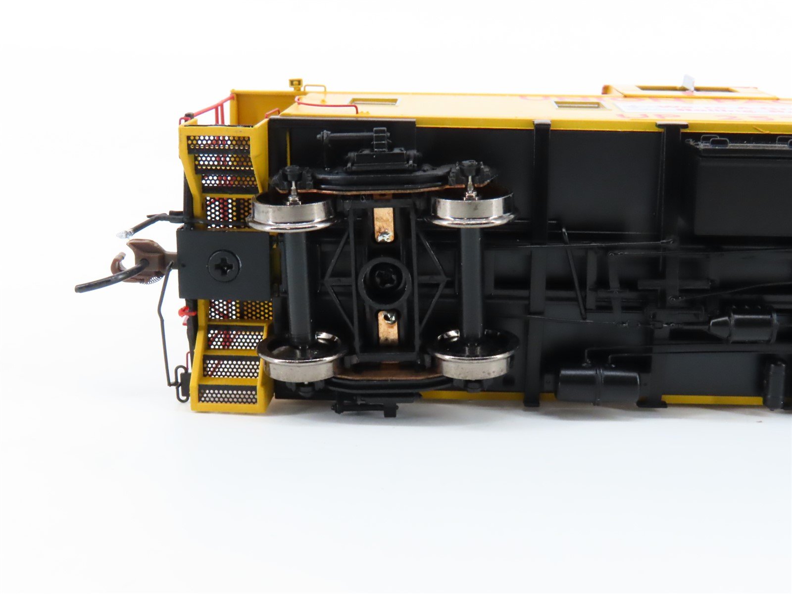 HO Scale Athearn Genesis ATHG79138 UP Union Pacific CA-10 Caboose #25729