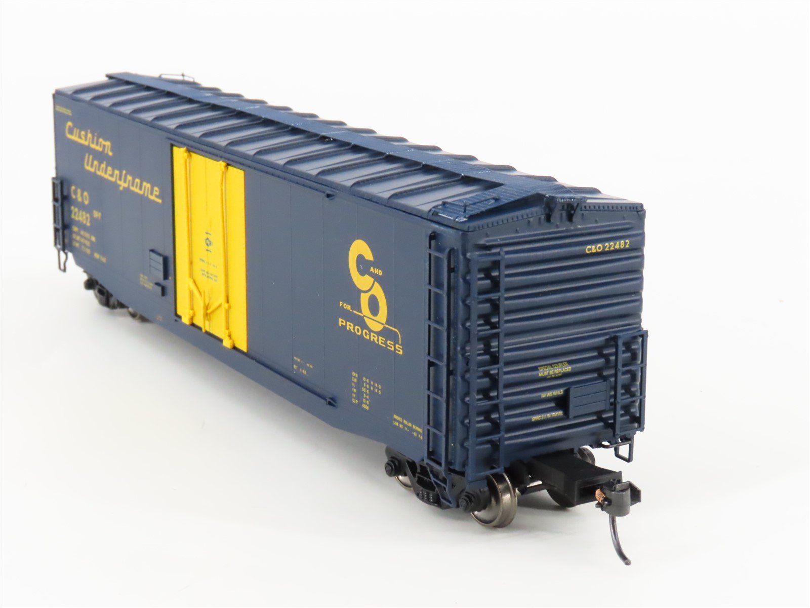 HO Scale Intermountain 45957-04 C&O Chesapeake & Ohio PS-1 50' Boxcar #22482
