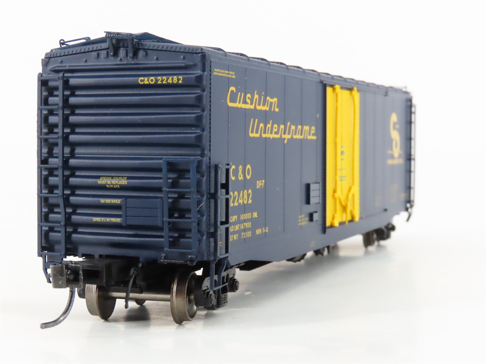 HO Scale Intermountain 45957-04 C&O Chesapeake & Ohio PS-1 50' Boxcar #22482