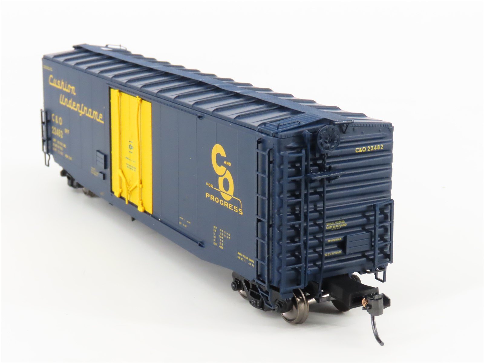 HO Scale Intermountain 45957-04 C&O Chesapeake & Ohio PS-1 50' Boxcar #22482