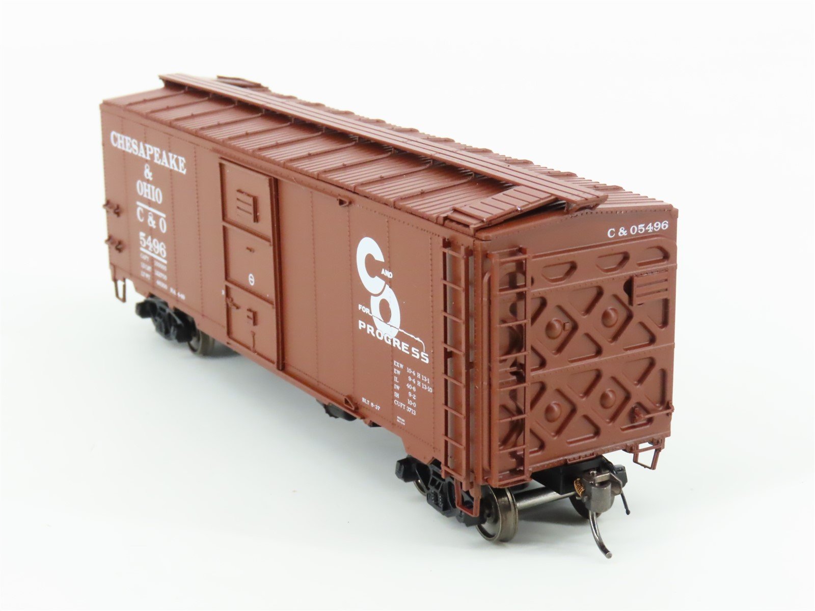 HO Scale Intermountain 45794-06 C&O Chesapeake & Ohio 40' Boxcar #5496