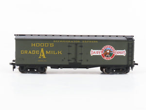 HO Scale Intermountain HPHX H.P.Hood & Sons Milk Dairy Express 40' Boxcar #204