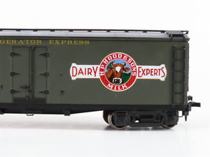 HO Scale Intermountain HPHX H.P.Hood & Sons Milk Dairy Express 40' Boxcar #204