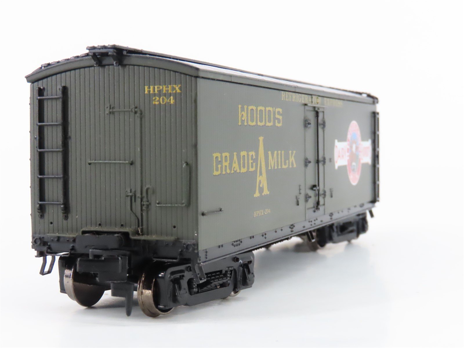 HO Scale Intermountain HPHX H.P.Hood & Sons Milk Dairy Express 40' Boxcar #204