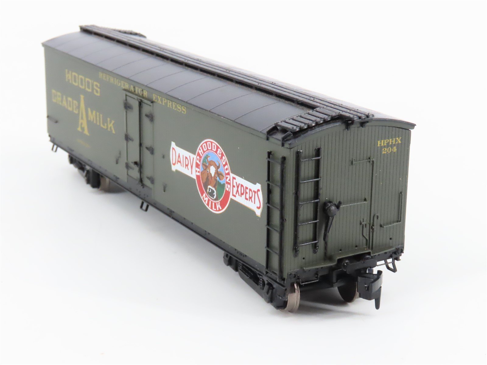 HO Scale Intermountain HPHX H.P.Hood & Sons Milk Dairy Express 40' Boxcar #204