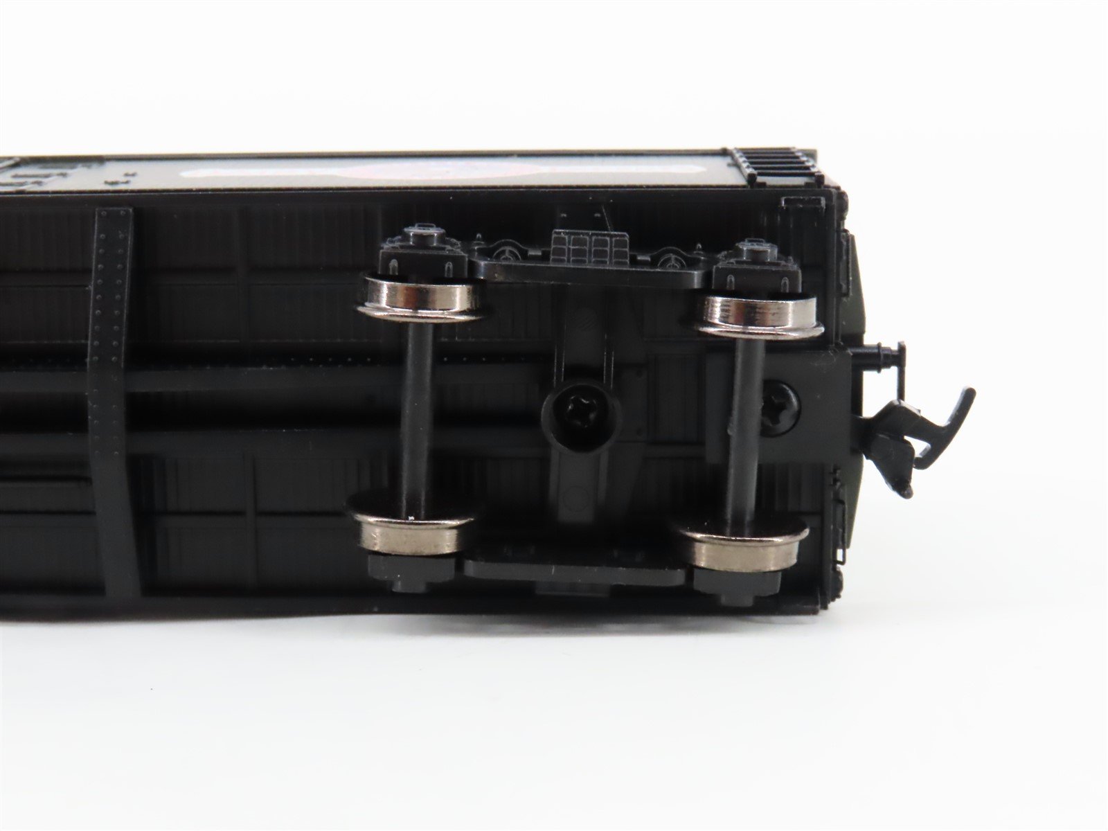 HO Scale Intermountain HPHX H.P.Hood & Sons Milk Dairy Express 40' Boxcar #204