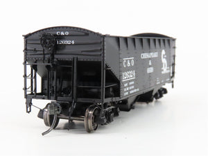 HO Scale Intermountain 47170-04 C&O Chesapeake & Ohio 2-Bay Open Hopper #126234