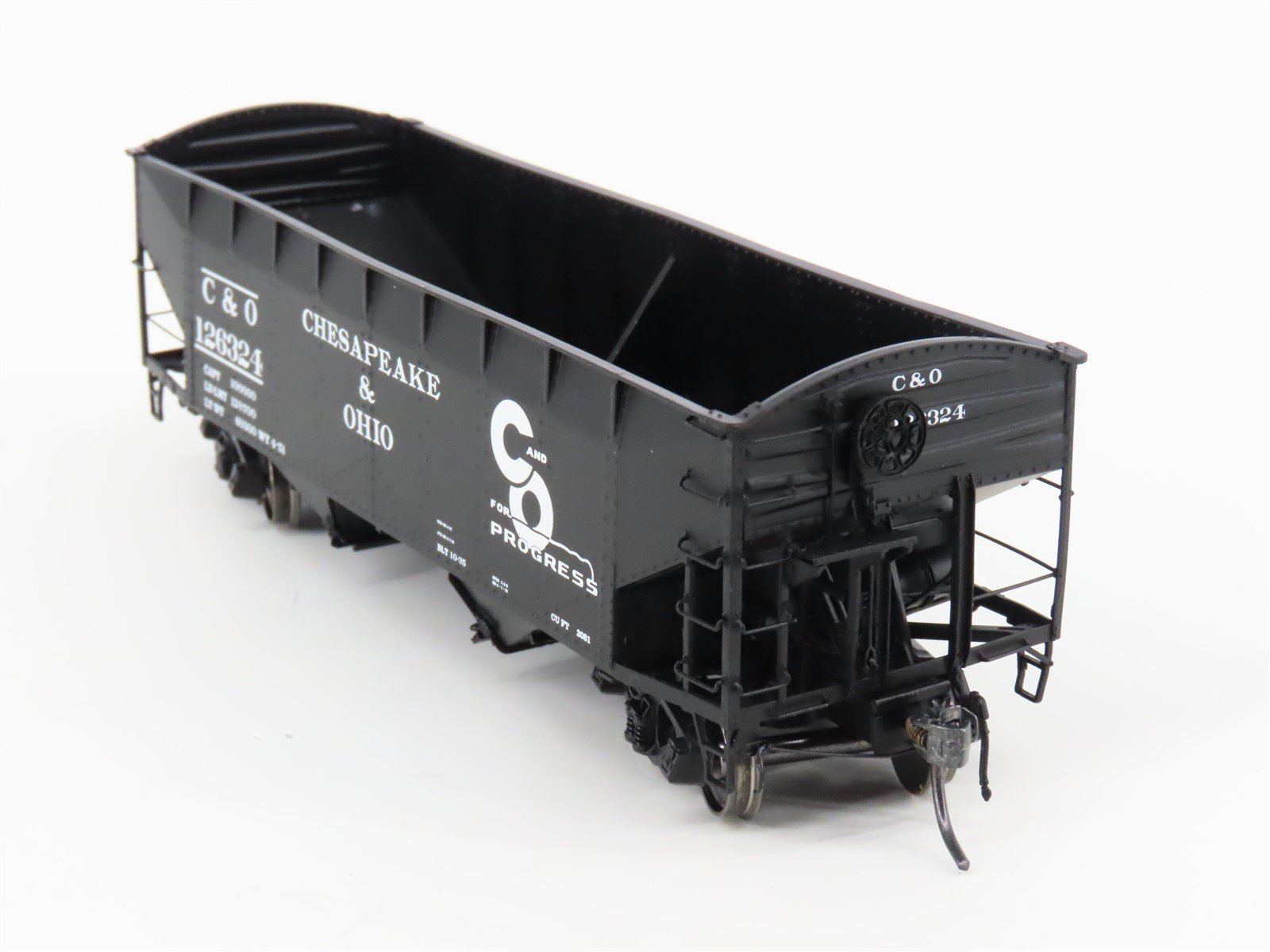 HO Scale Intermountain 47170-04 C&O Chesapeake & Ohio 2-Bay Open Hopper #126234