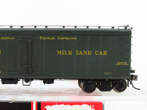 HO Scale Intermountain 48201-08 GPEX H.P.Hood & Sons 40' Reefer Car #1058