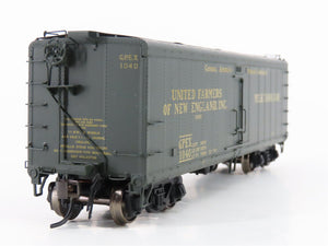 HO Scale Intermountain 48210-01 GPEX Farmers of New England 40' Reefer Car #1040