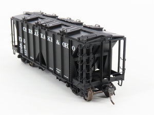 HO Scale Intermountain 48601-04 C&O Chesapeake & Ohio 2-Bay Covered Hopper #412