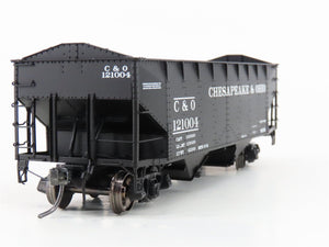 HO Scale Intermountain 47167-01 C&O Chesapeake & Ohio 2-Bay Open Hopper #121004