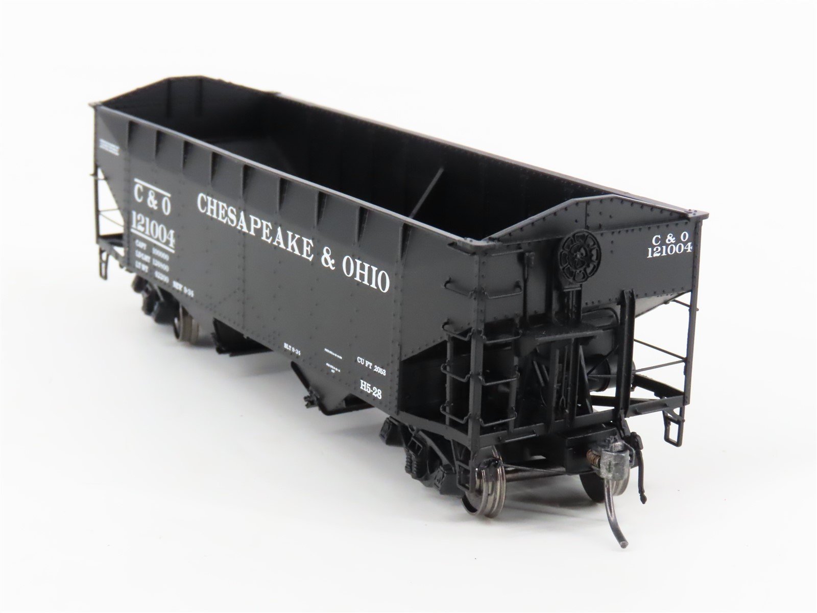 HO Scale Intermountain 47167-01 C&O Chesapeake & Ohio 2-Bay Open Hopper #121004