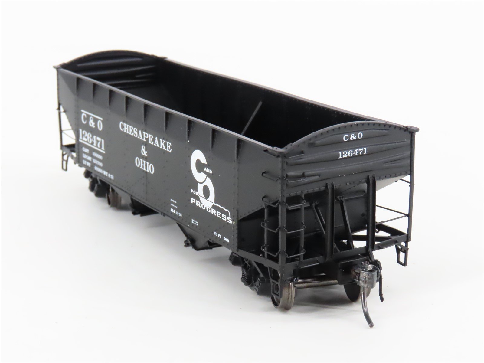 HO Scale Intermountain 47170-05 C&O Chesapeake & Ohio 2-Bay Open Hopper #126471