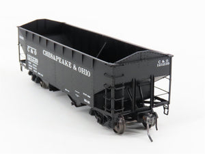 HO Scale Intermountain 47167-04 C&O Chesapeake & Ohio 2-Bay Open Hopper #121239