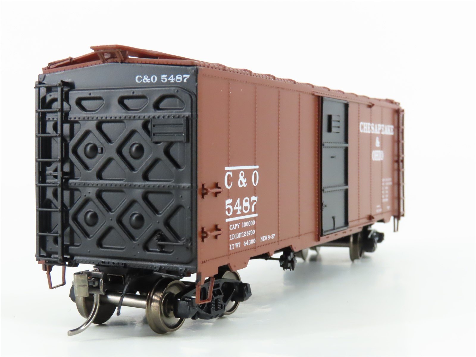 HO Scale Intermountain 45793-06 C&O Chesapeake & Ohio 40' AAR 1937 Boxcar #5487