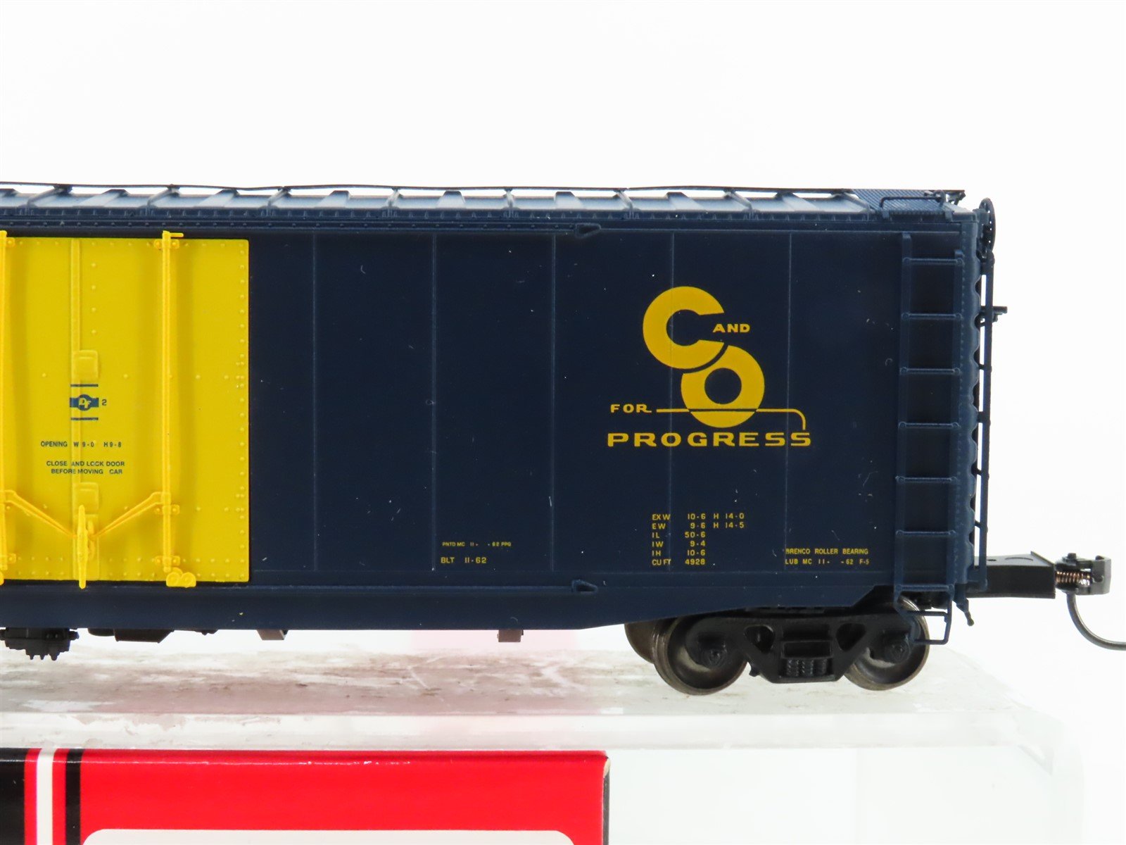 HO Scale Intermountain 45957-01 C&O Chesapeake & Ohio PS-1 50' Boxcar #22450