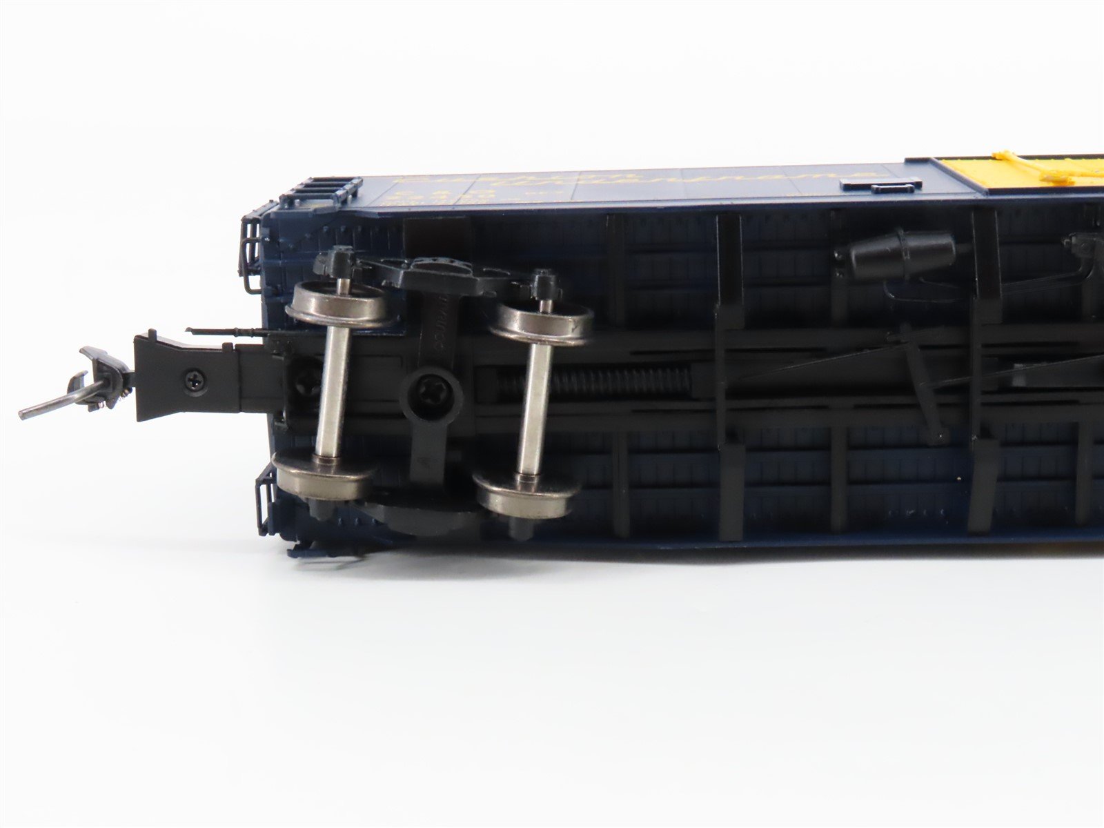 HO Scale Intermountain 45957-01 C&O Chesapeake & Ohio PS-1 50' Boxcar #22450