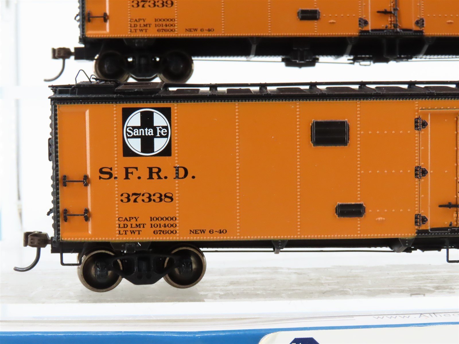 HO Scale Athearn RTR ATH97932 SFRD Santa Fe 50' Ice Bunker Reefer 3-Car Pack
