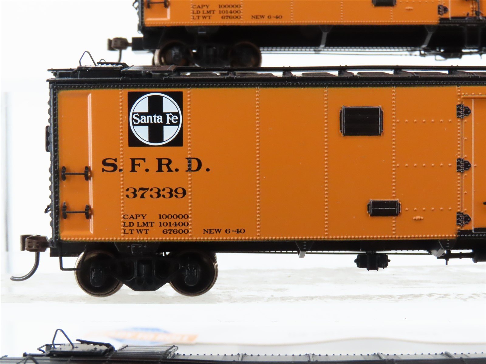 HO Scale Athearn RTR ATH97932 SFRD Santa Fe 50' Ice Bunker Reefer 3-Car Pack