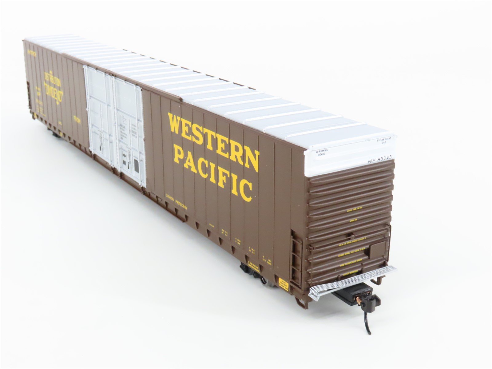 HO Walthers Proto 920-102130 WP Western Pacific 86' P-S Hi-Cube Boxcar #86043