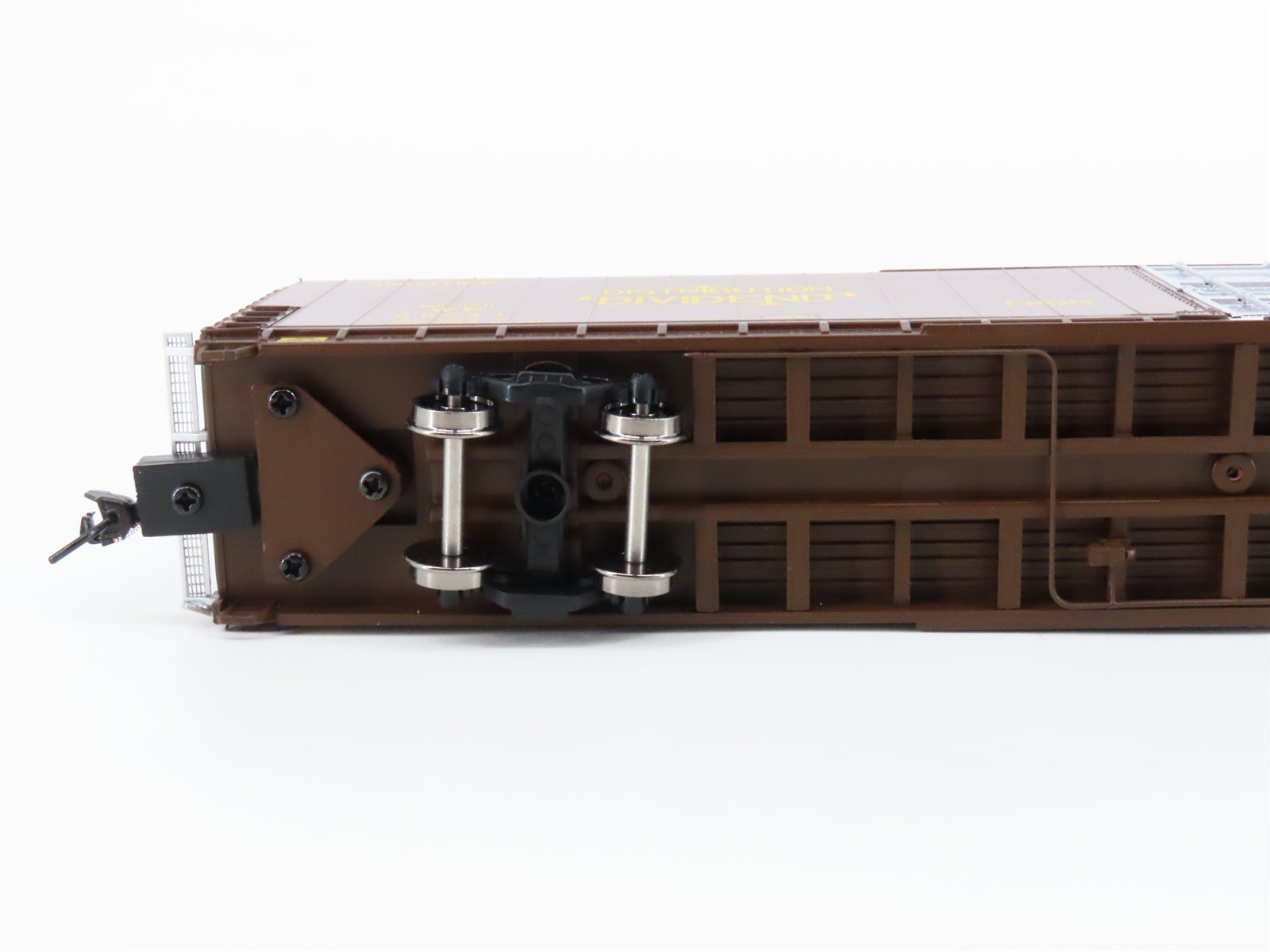 HO Walthers Proto 920-102130 WP Western Pacific 86' P-S Hi-Cube Boxcar #86043