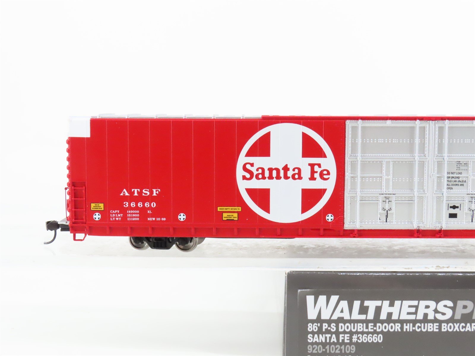 HO Walthers Proto 920-102109 ATSF Santa Fe Auto Parts 86' Hi-Cube Boxcar #36660