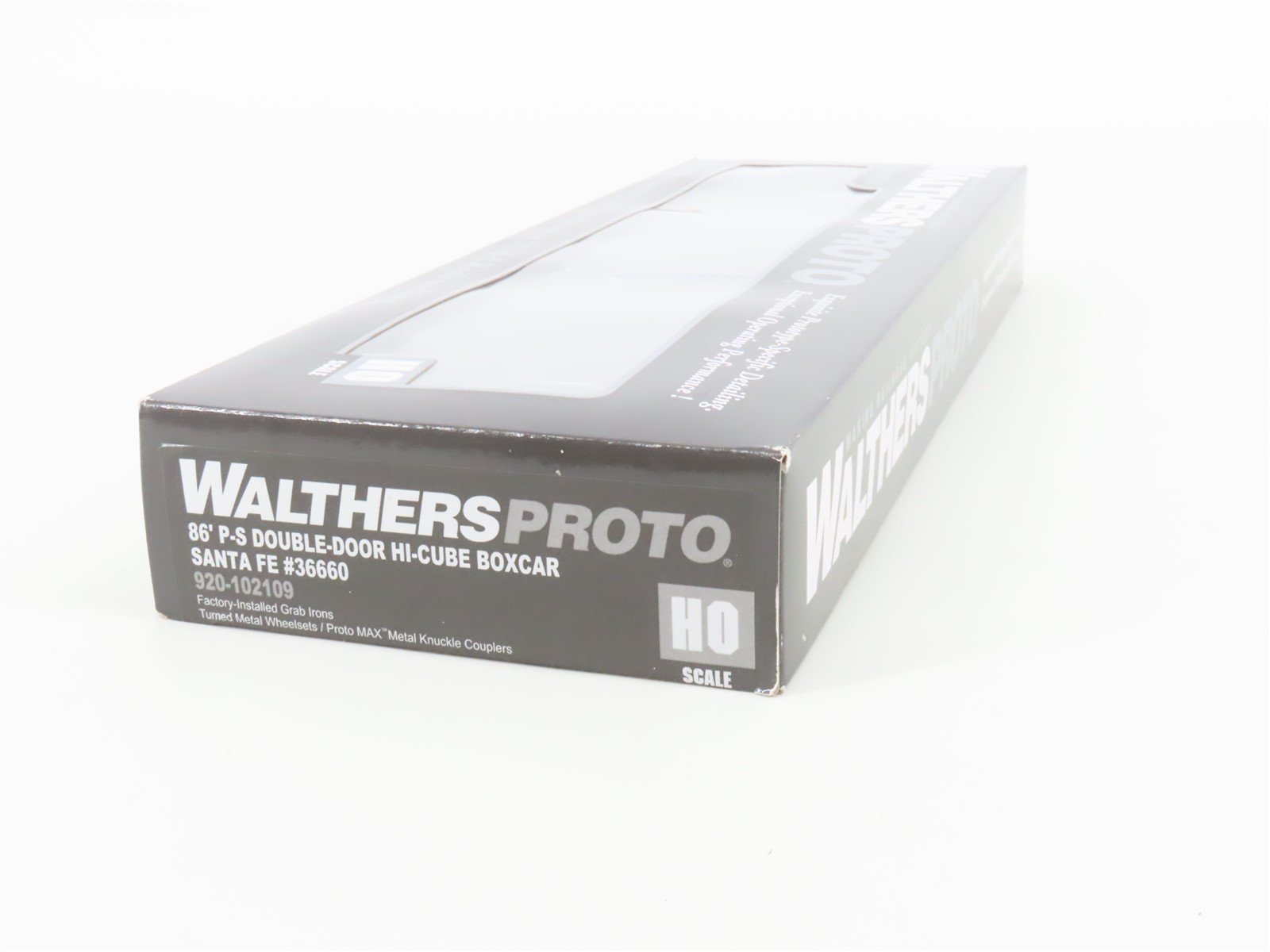 HO Walthers Proto 920-102109 ATSF Santa Fe Auto Parts 86' Hi-Cube Boxcar #36660