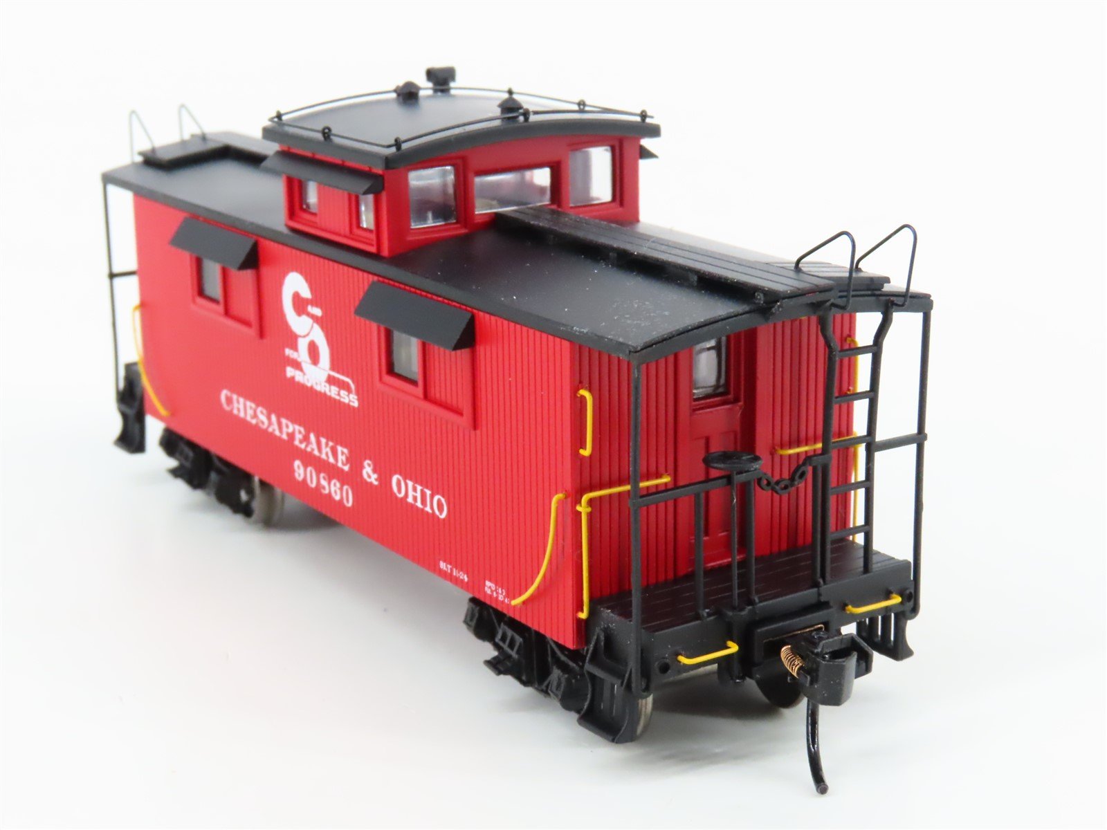 HO Scale Walthers Proto 920-103156 C&O Chesapeake & Ohio 25' Caboose #90860