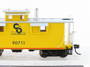 HO Scale Walthers Proto 920-103157 C&O Chesapeake & Ohio 25' Caboose #90711
