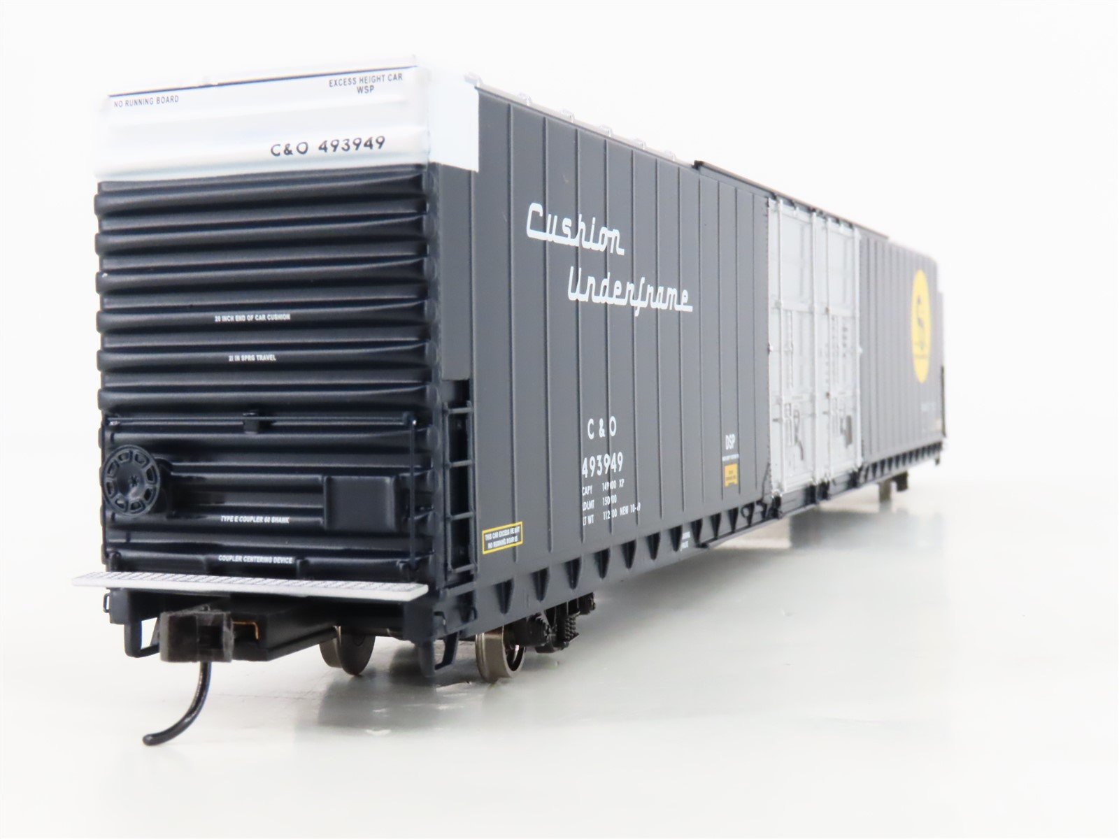 HO Scale Walthers Proto 920-102113 C&O Railway 86' P-S Hi-Cube Boxcar #493949