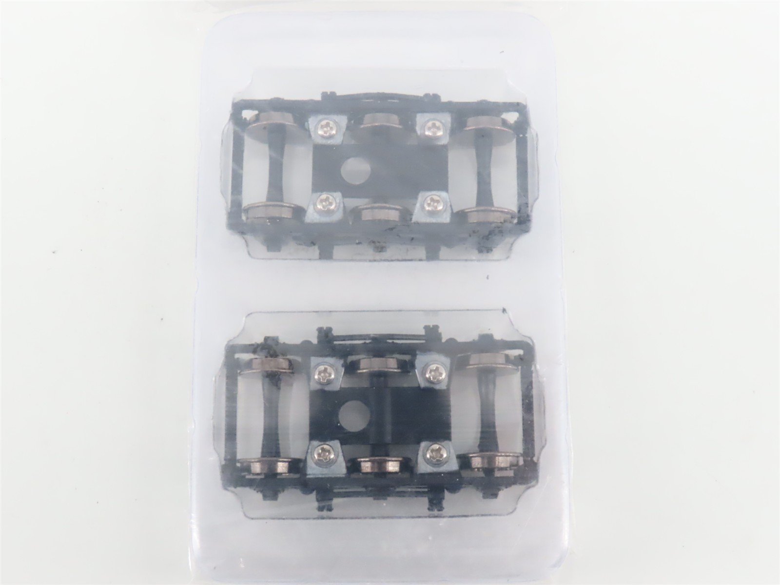 LOT of 9 HO Walthers Proto 920-2204 Type 2411 6-Wheel Passenger Truck Packs