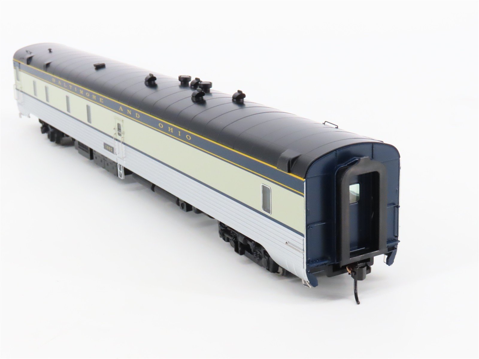 HO Walthers Proto 920-9417 B&O Baltimore & Ohio 85' Kitchen Dorm Passenger Car