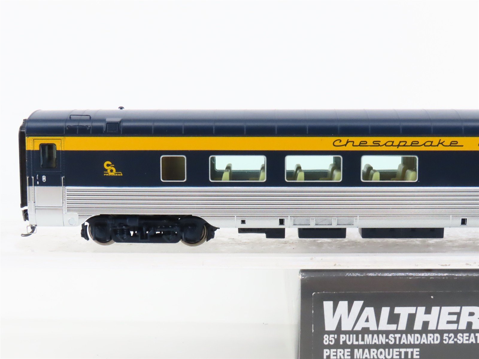 HO Walthers Proto 920-9362 C&O Chesapeake Ohio 85' 52-Seat Coach Passenger Car