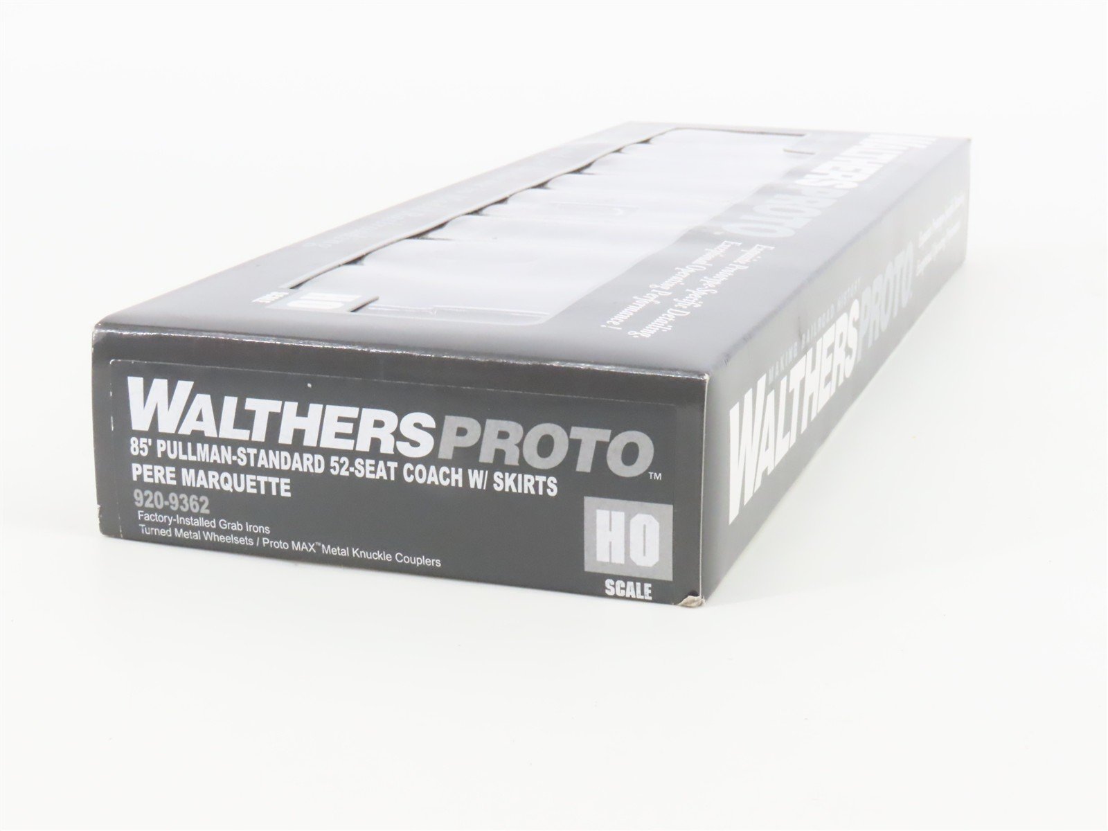HO Walthers Proto 920-9362 C&O Chesapeake Ohio 85' 52-Seat Coach Passenger Car