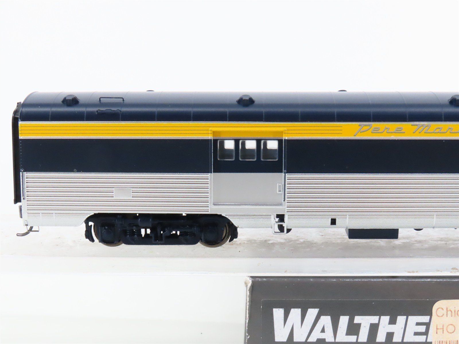 HO Scale Walthers Proto 920-9361 C&O Chesapeake Ohio 72' Baggage Passenger Car