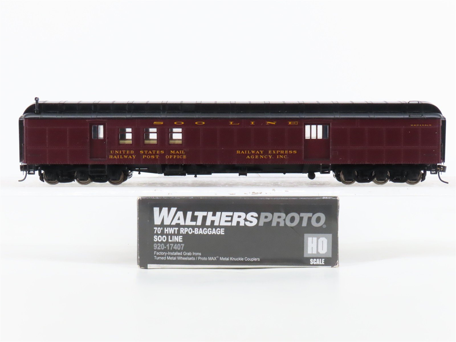 HO Scale Walthers Proto 920-17407 SOO Line 70' HWT RPO-Baggage Passenger Car
