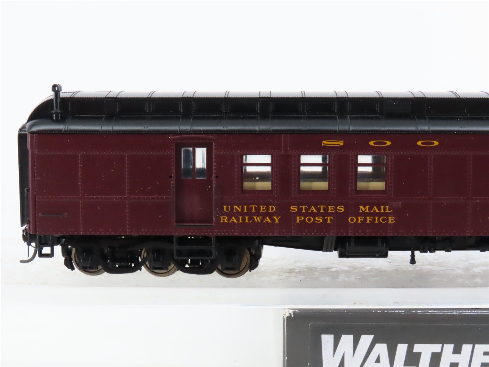 HO Scale Walthers Proto 920-17407 SOO Line 70' HWT RPO-Baggage Passenger Car