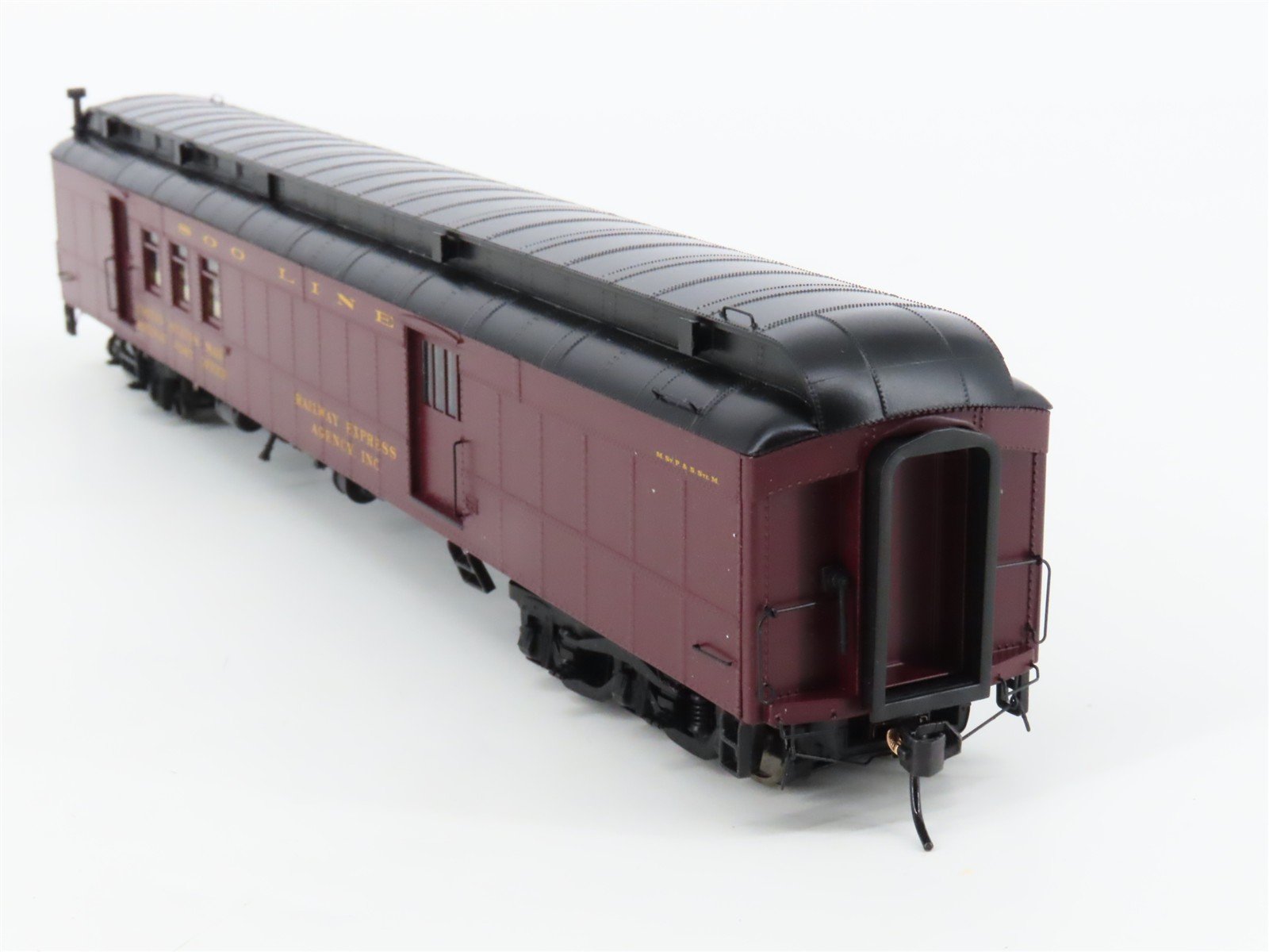 HO Scale Walthers Proto 920-17407 SOO Line 70' HWT RPO-Baggage Passenger Car