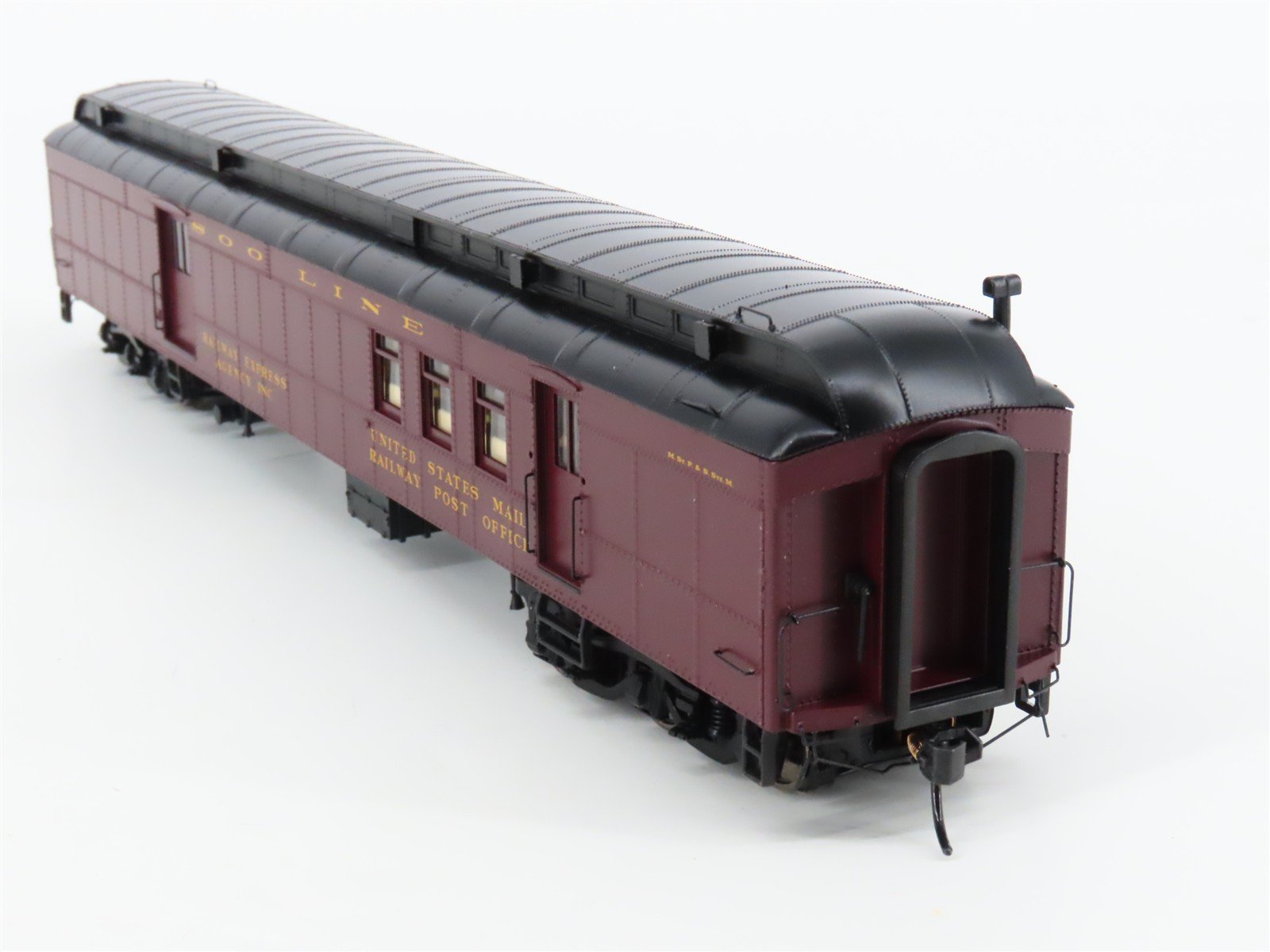 HO Scale Walthers Proto 920-17407 SOO Line 70' HWT RPO-Baggage Passenger Car