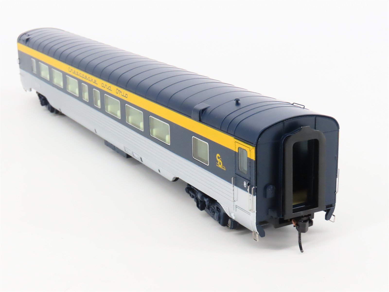 HO Scale Walthers Proto 920-9362 C&O Chesapeake Ohio 85' Coach Passenger Car