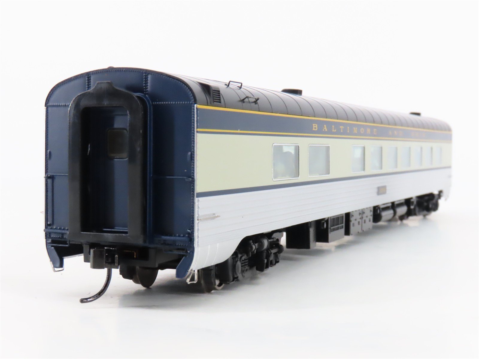HO Scale Walthers Proto 920-9416 B&O Baltimore & Ohio 85' Dining Passenger Car