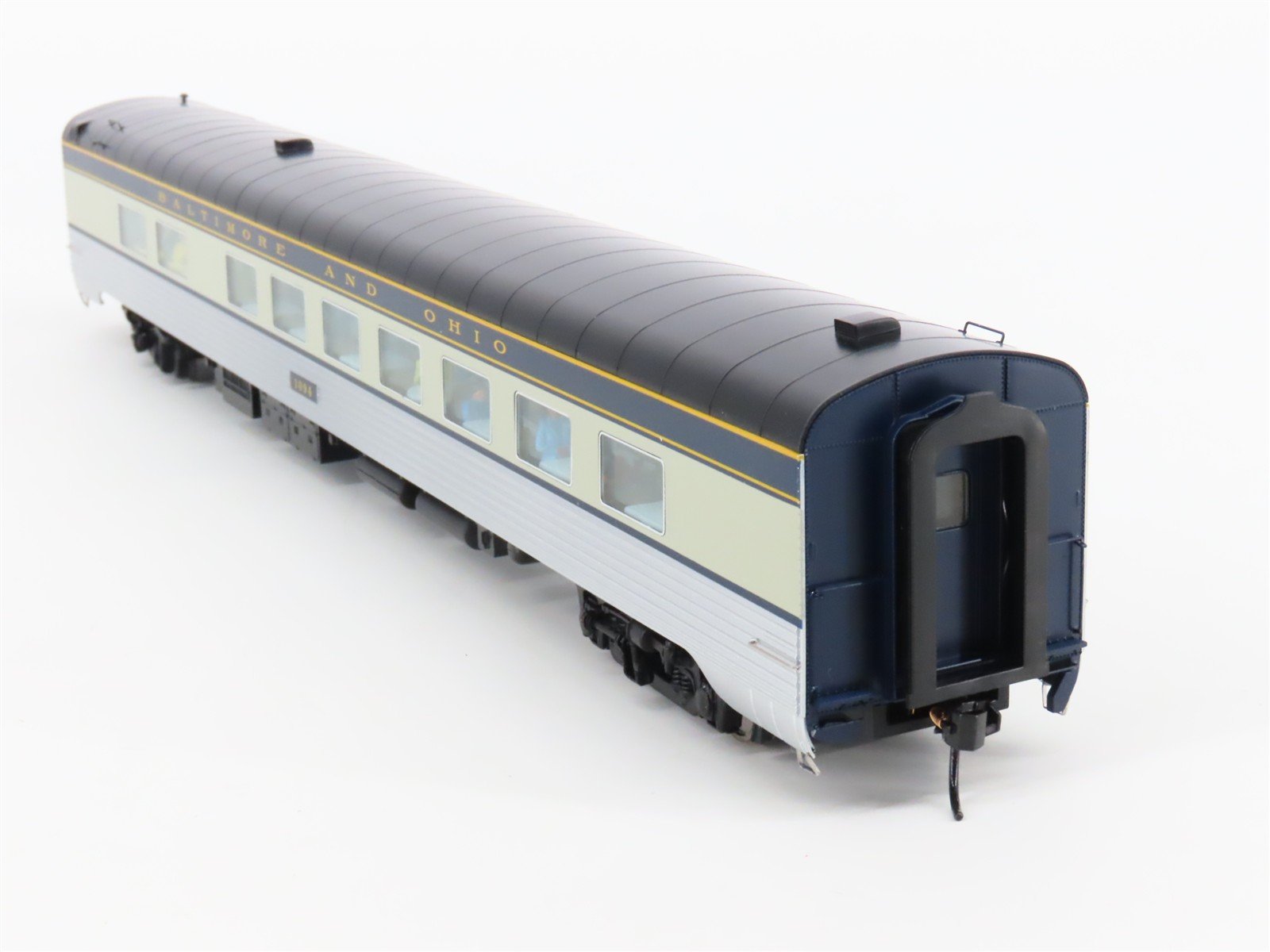 HO Scale Walthers Proto 920-9416 B&O Baltimore & Ohio 85' Dining Passenger Car