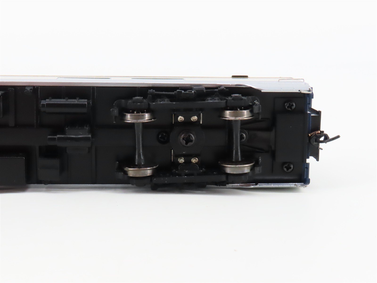 HO Scale Walthers Proto 920-9416 B&O Baltimore & Ohio 85' Dining Passenger Car