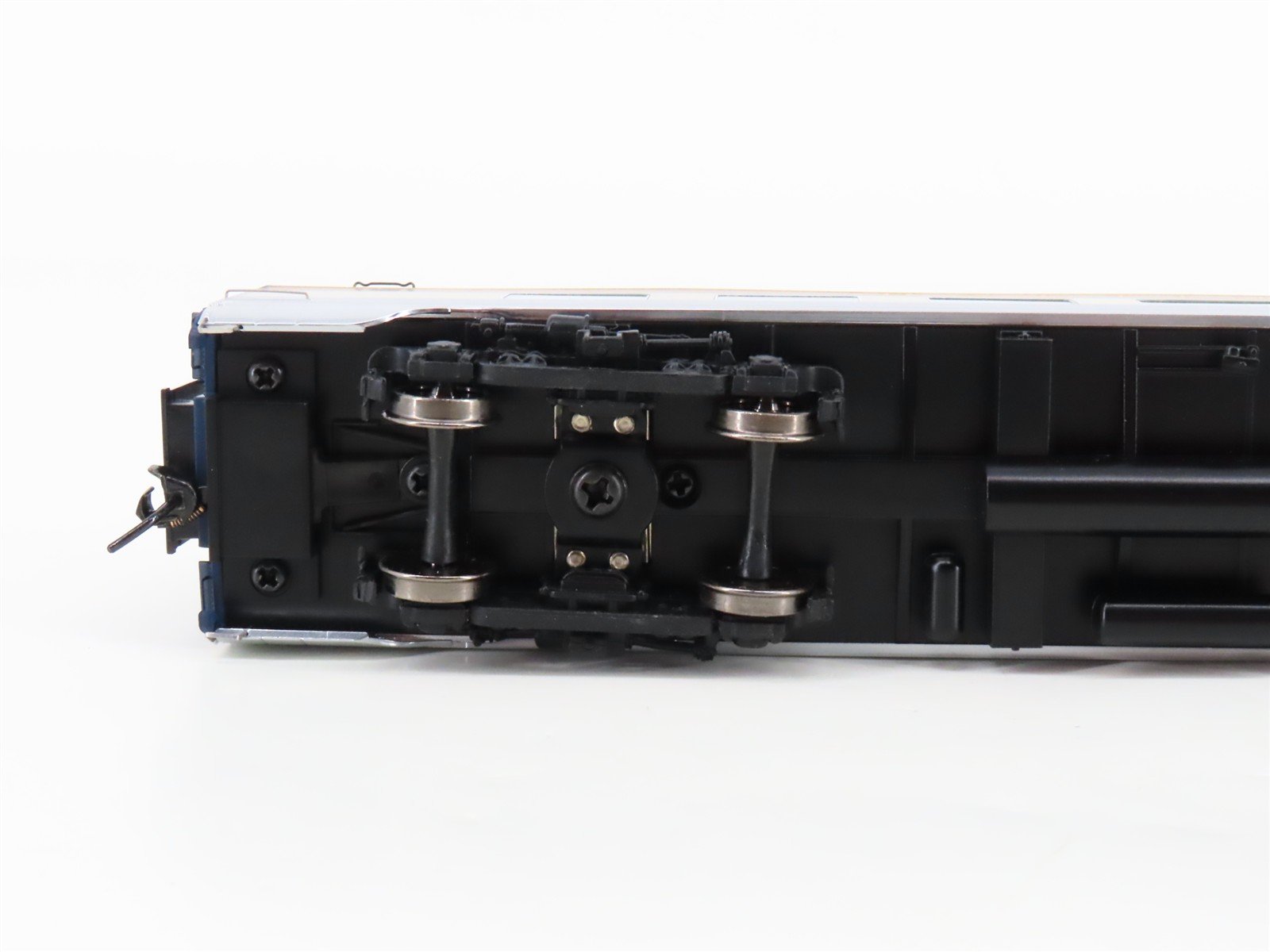 HO Scale Walthers Proto 920-9416 B&O 52-Seat Diner Passenger #1094 w/ Lighting